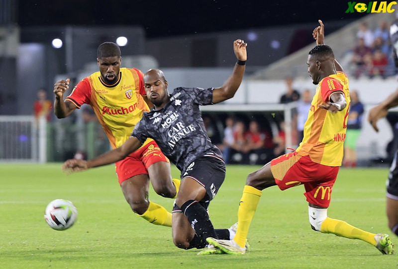 Metz sẽ đối đầu với Lens taji vòng 29 Ligue 1 Metz sẽ đối đầu với Lens taji vòng 29 Ligue 1